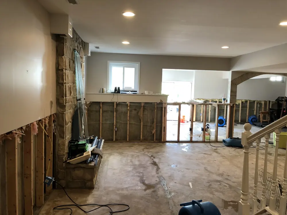 Restoration equipment on an Aurora job